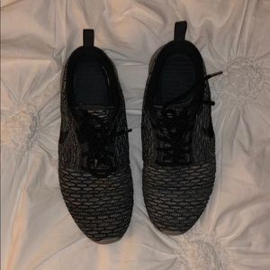 Nike roshes
